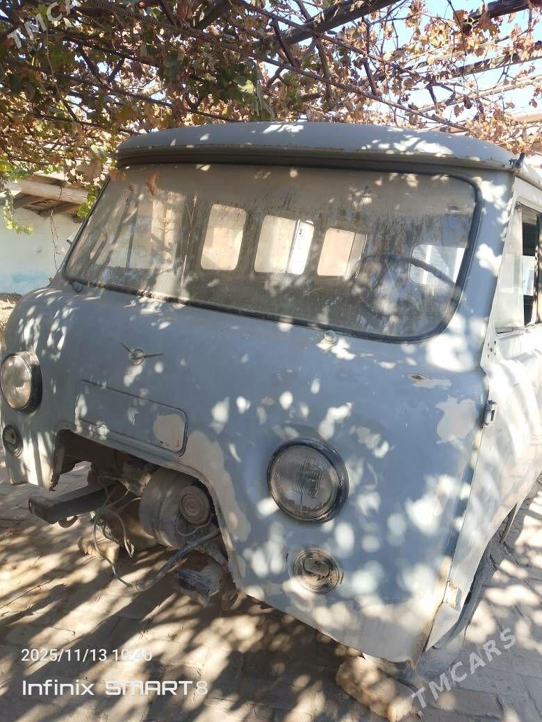 UAZ Profi 2000 - 30 000 TMT - Керки - img 4