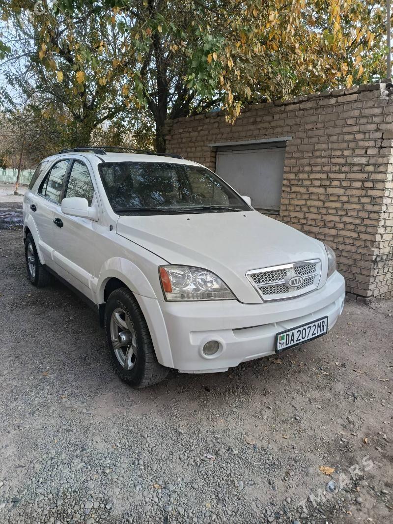 Kia Sorento 2004 - 110 000 TMT - Мары - img 2