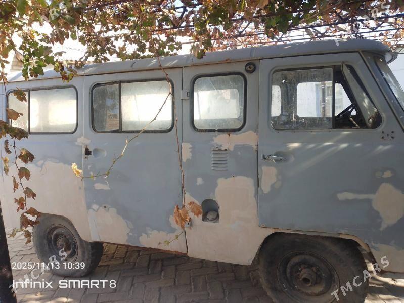 UAZ Profi 2000 - 30 000 TMT - Керки - img 5