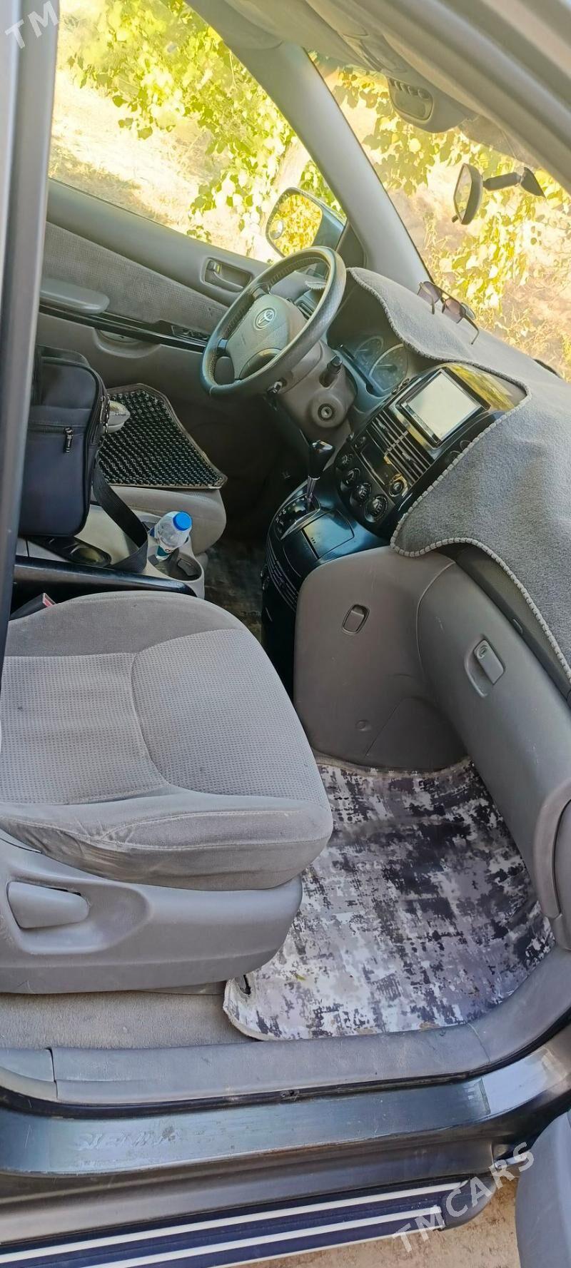 Toyota Sienna 2004 - 200 000 TMT - Достлук - img 4