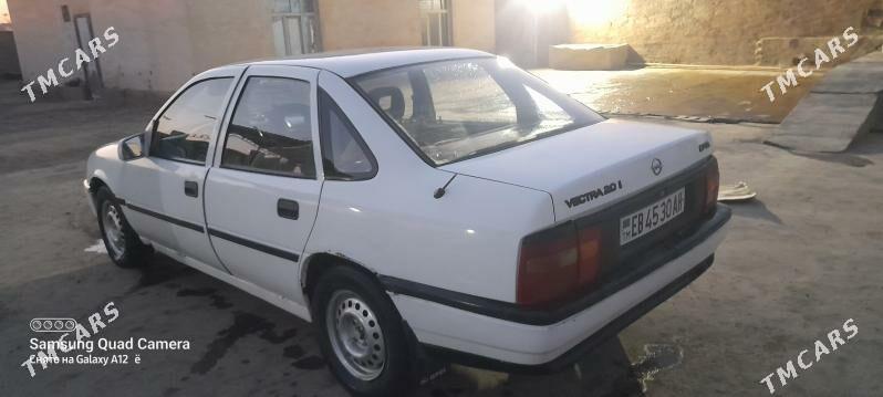 Opel Vectra 1990 - 22 000 TMT - Теджен - img 4