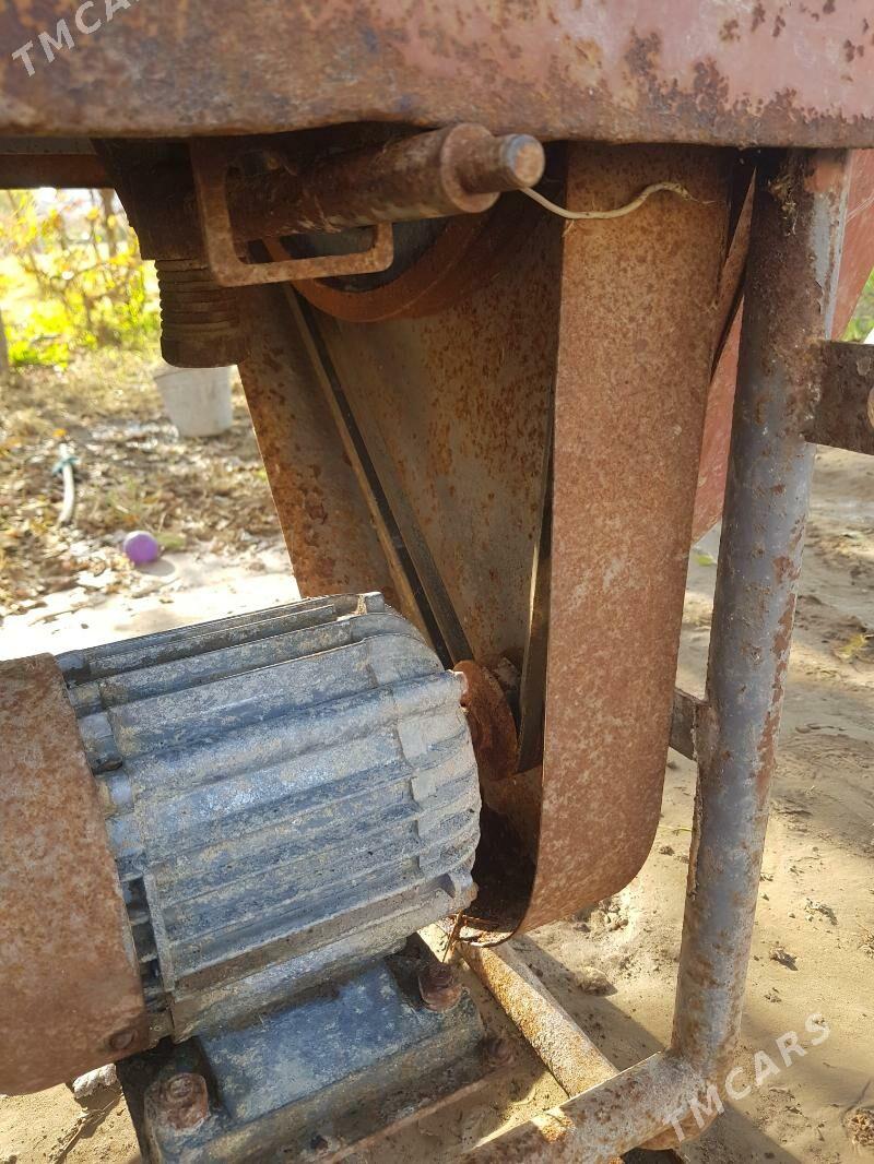 ot увейан,СССР,завут,ясан - Mary - img 2