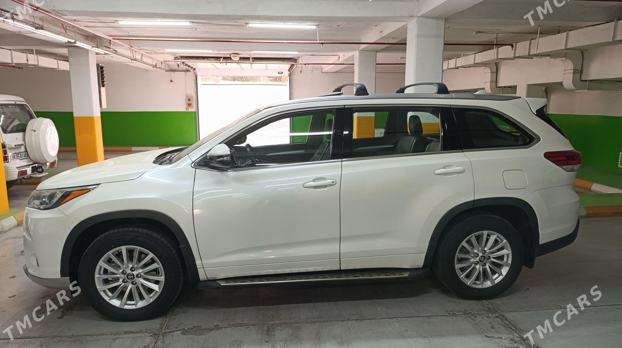 Toyota Highlander 2018 - 460 000 TMT - Ашхабад - img 3