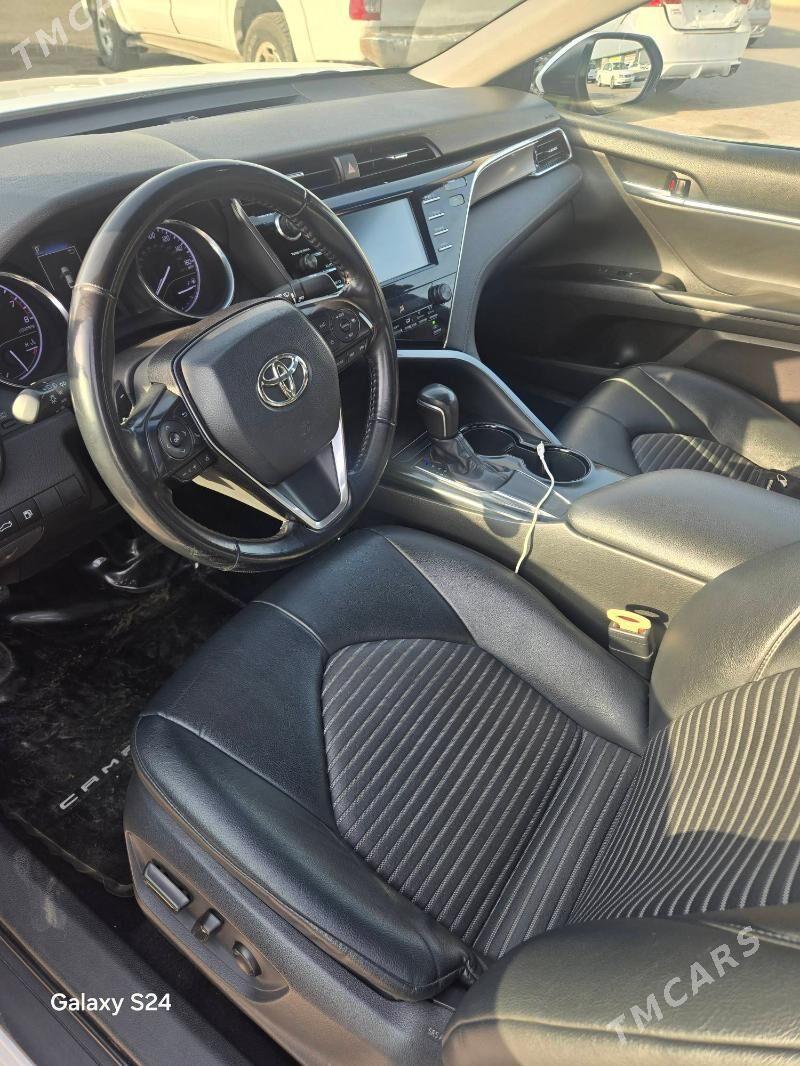 Toyota Camry 2018 - 310 000 TMT - Мир 8 - img 2
