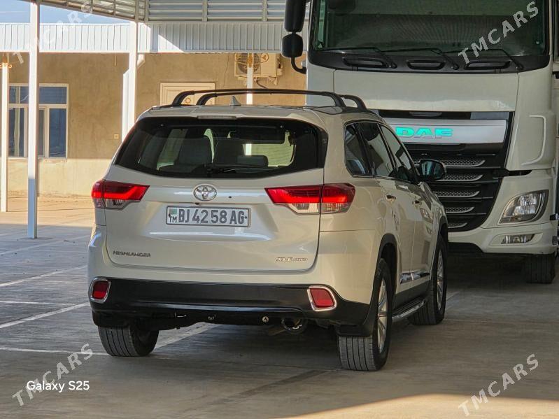 Toyota Highlander 2019 - 430 000 TMT - Гызыларбат - img 2