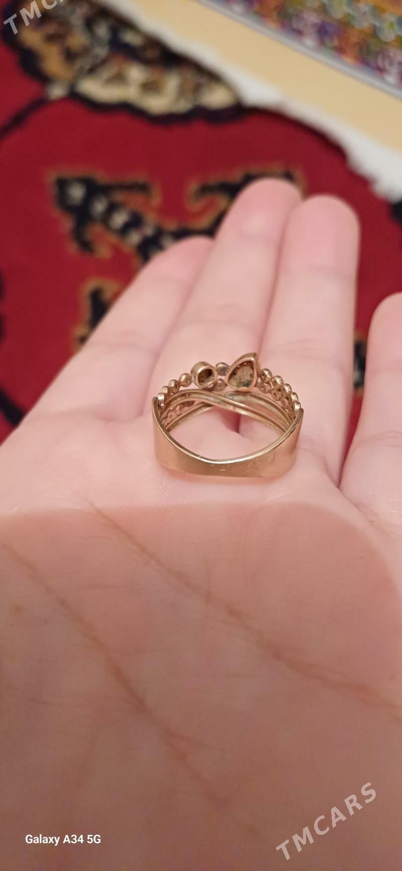 gadym rasiski gyzyl - Änew - img 4