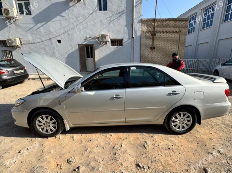 Toyota Camry 2005 - 190 000 TMT - Мары - img 7