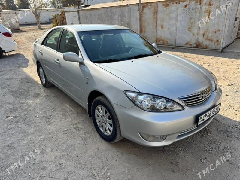 Toyota Camry 2005 - 190 000 TMT - Мары - img 1