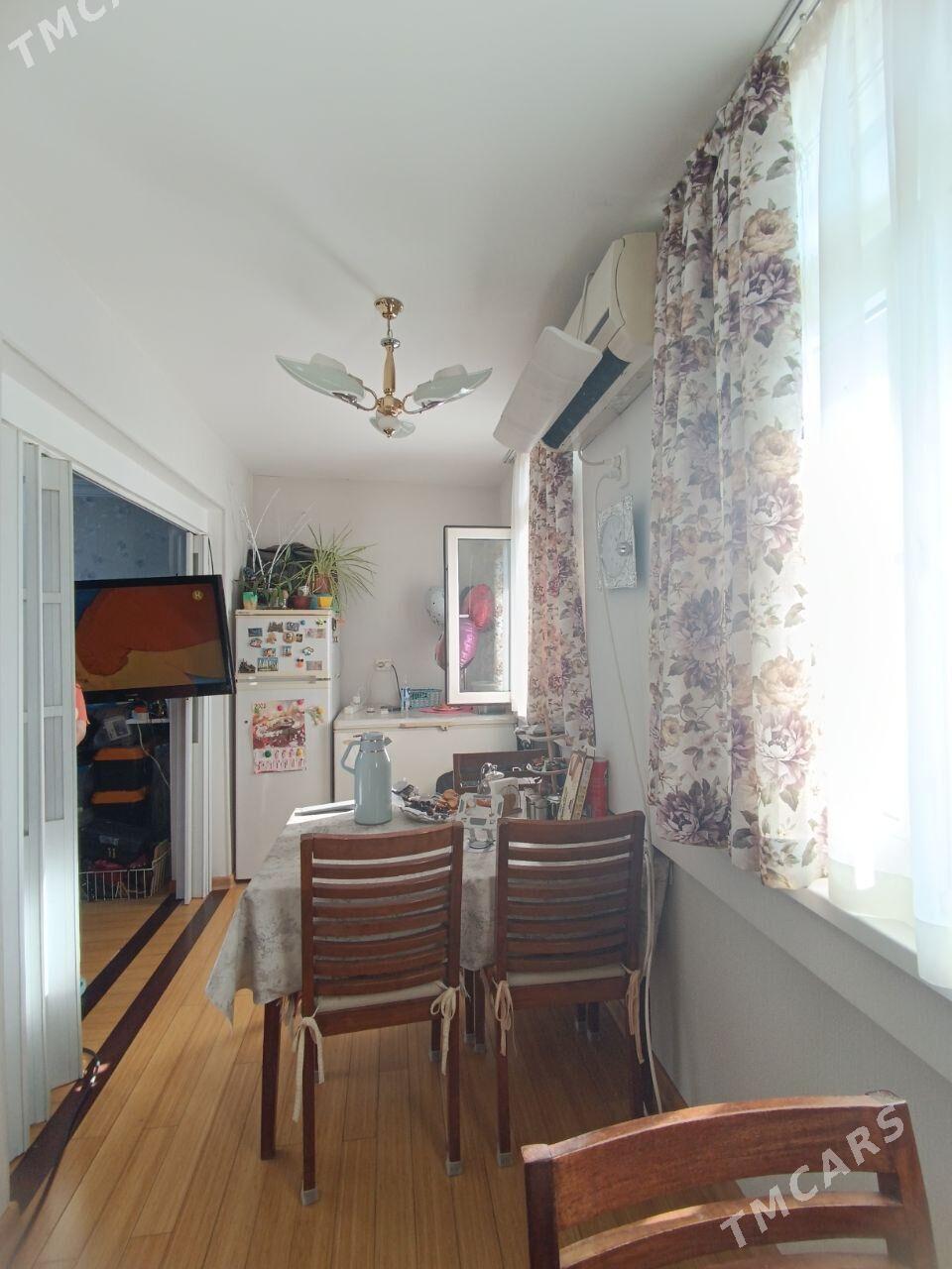 11мкр 2комнатная - 11 mkr - img 7