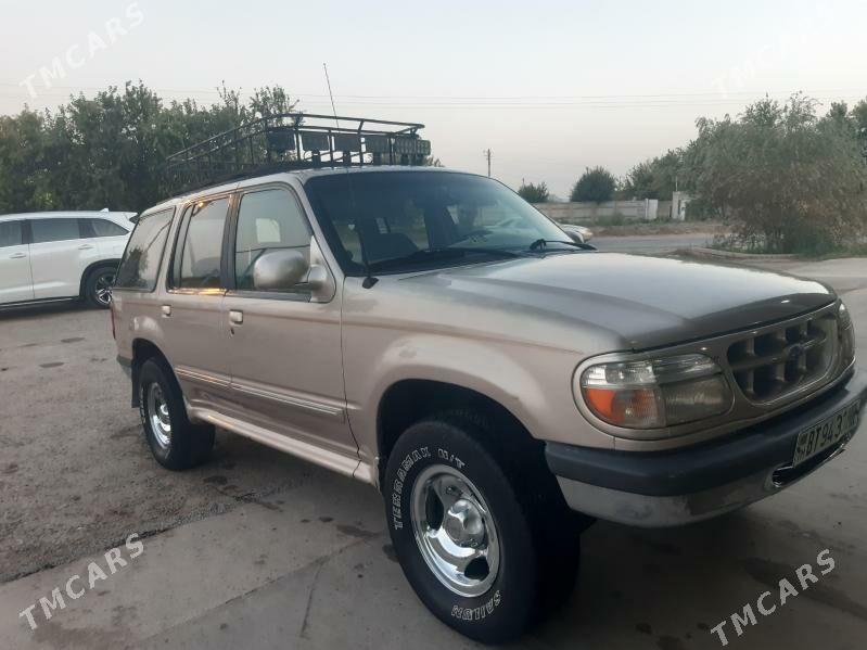 Ford Explorer 1998 - 55 000 TMT - Мары - img 1