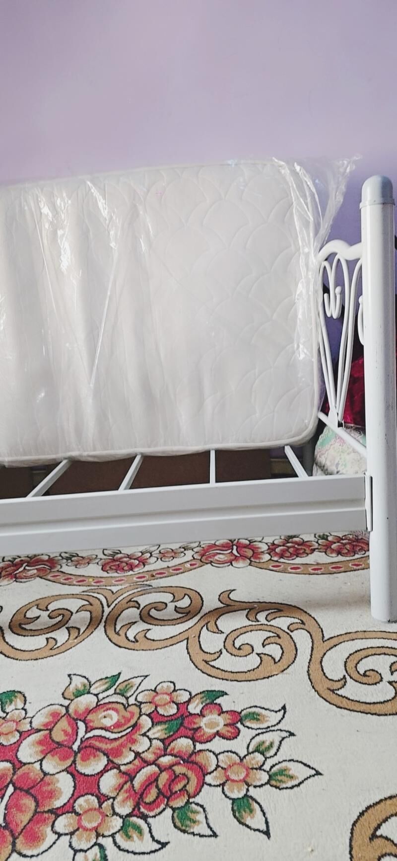 Krowat - Гаудан "В" - img 1