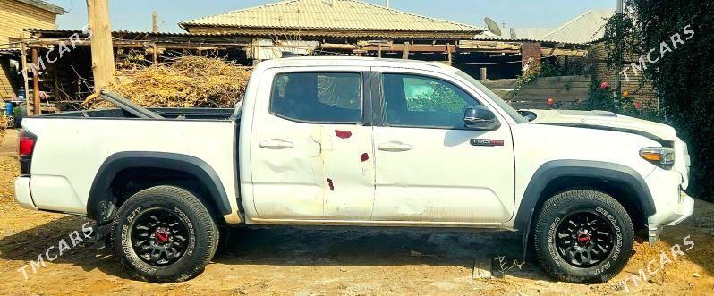 Toyota Tacoma 2019 - 313 000 TMT - Мары - img 3