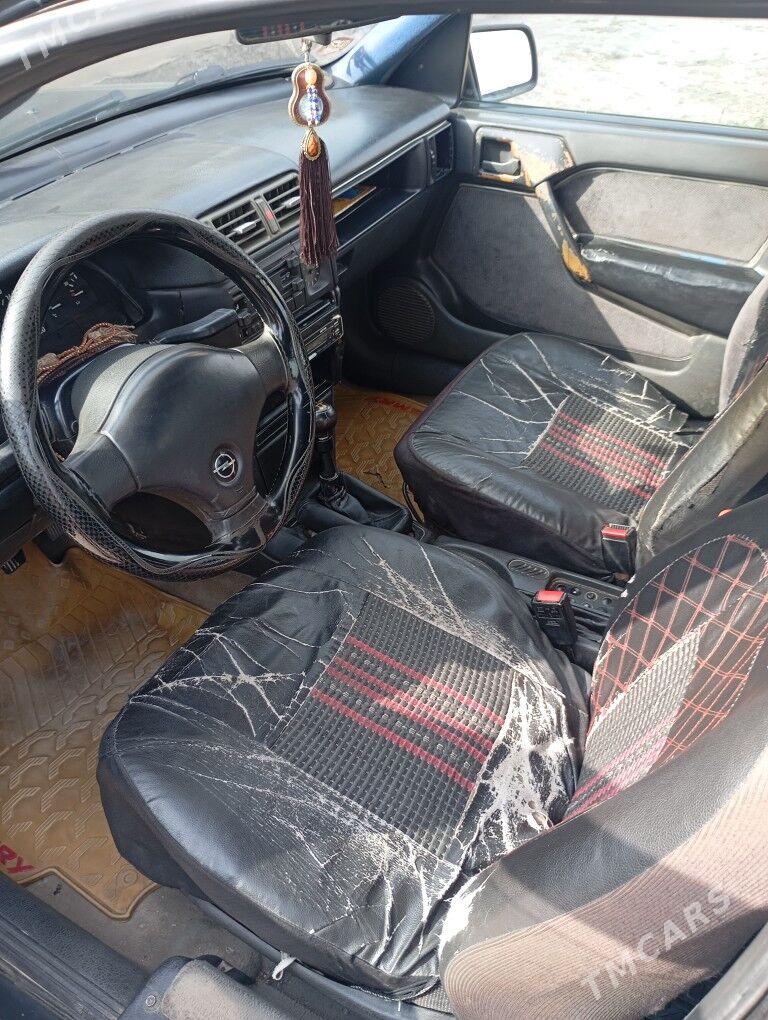 Opel Vectra 1991 - 45 000 TMT - Болдумсаз - img 4