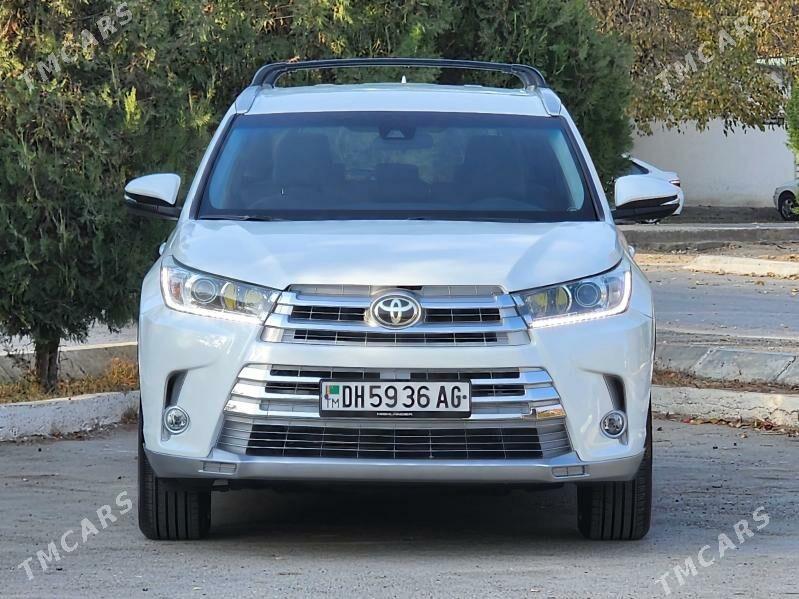 Toyota Highlander 2019 - 385 000 TMT - Aşgabat - img 2