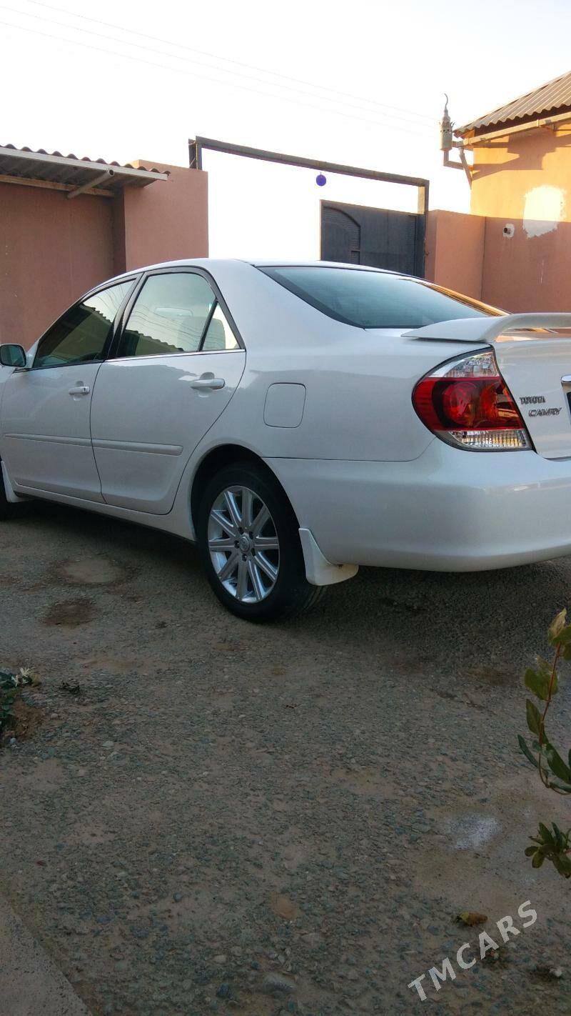 Toyota Camry 2003 - 165 000 TMT - Теджен - img 1