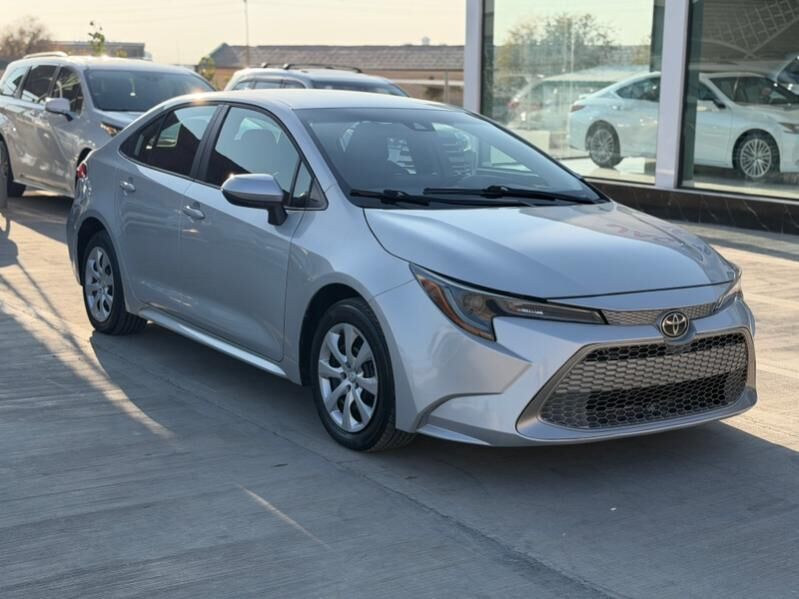 Toyota Corolla 2022 - 255 000 TMT - Балканабат - img 2