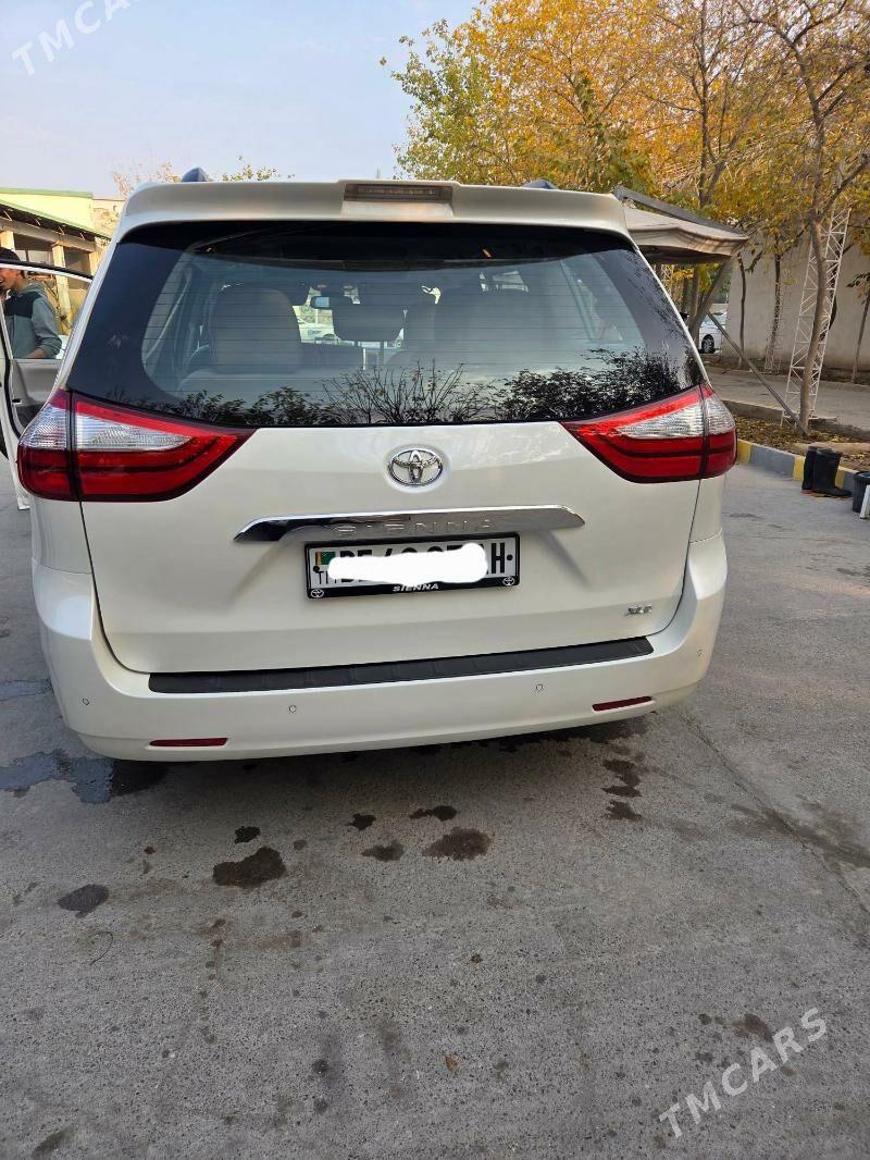 Toyota Sienna 2018 - 450 000 TMT - Änew - img 5