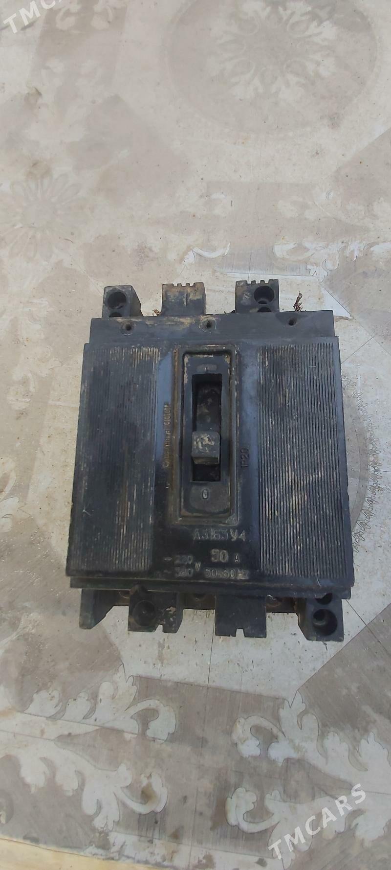 ABTAMAT 40a 50a 220v-380v - Фарап - img 1