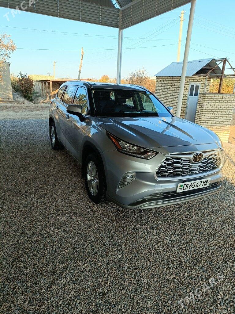 Toyota Highlander 2020 - 600 000 TMT - Мары - img 3