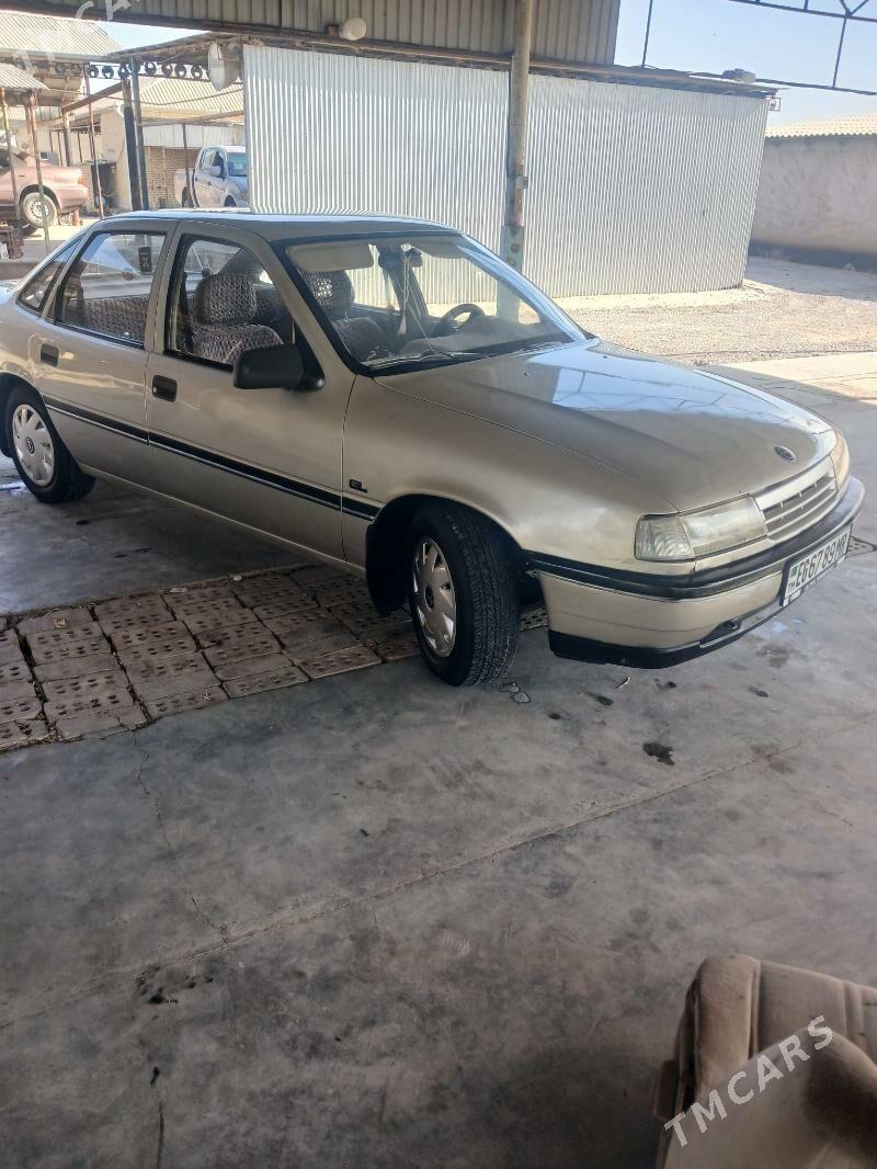 Opel Vectra 1989 - 32 000 TMT - Murgap - img 2