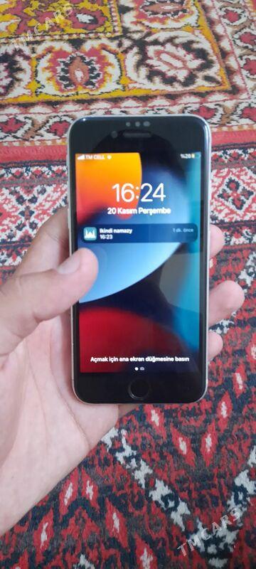 Iphone  7 - Gurtly - img 4