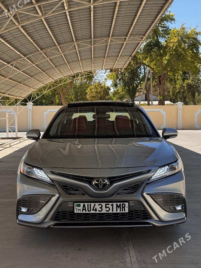 Toyota Camry 2021 - 375 000 TMT - Байрамали - img 2