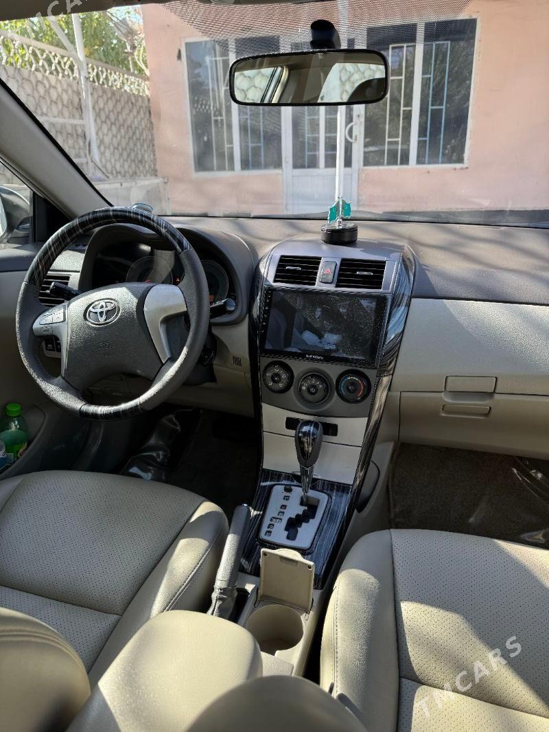 Toyota Corolla 2010 - 190 000 TMT - Туркменабат - img 3