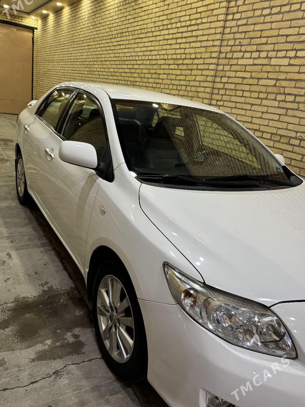 Toyota Corolla 2010 - 190 000 TMT - Туркменабат - img 1