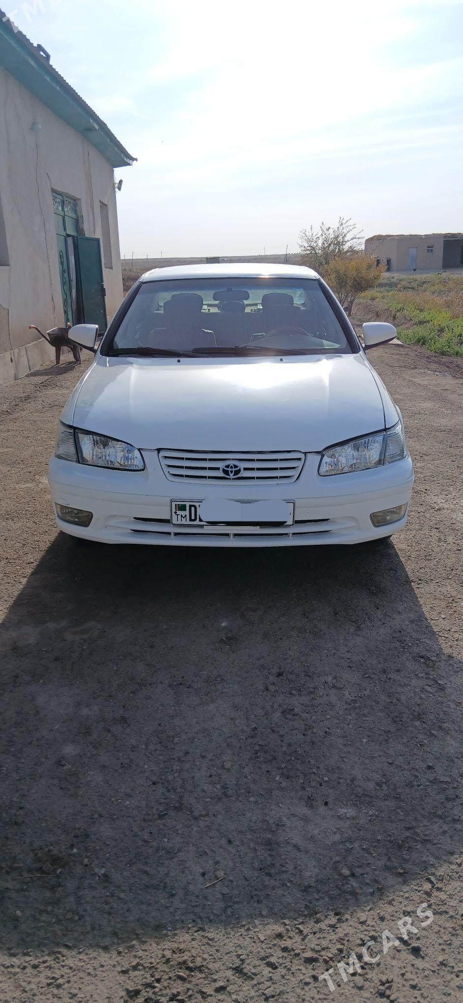 Toyota Camry 1998 - 125 000 TMT - Губадаг - img 3
