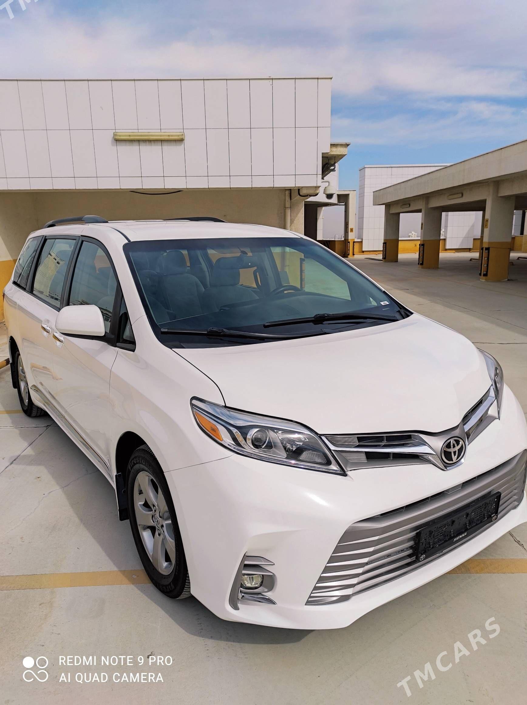 Toyota Sienna 2015 - 344 000 TMT - Мир 2 - img 2