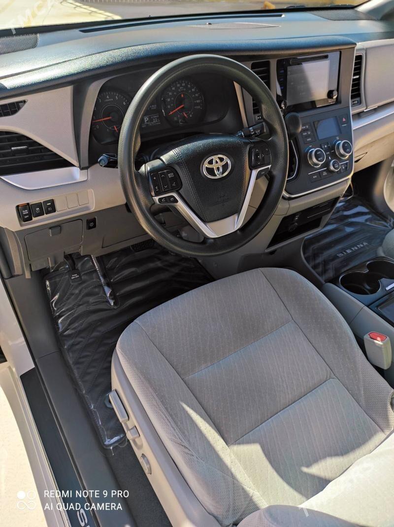 Toyota Sienna 2015 - 344 000 TMT - Мир 2 - img 8