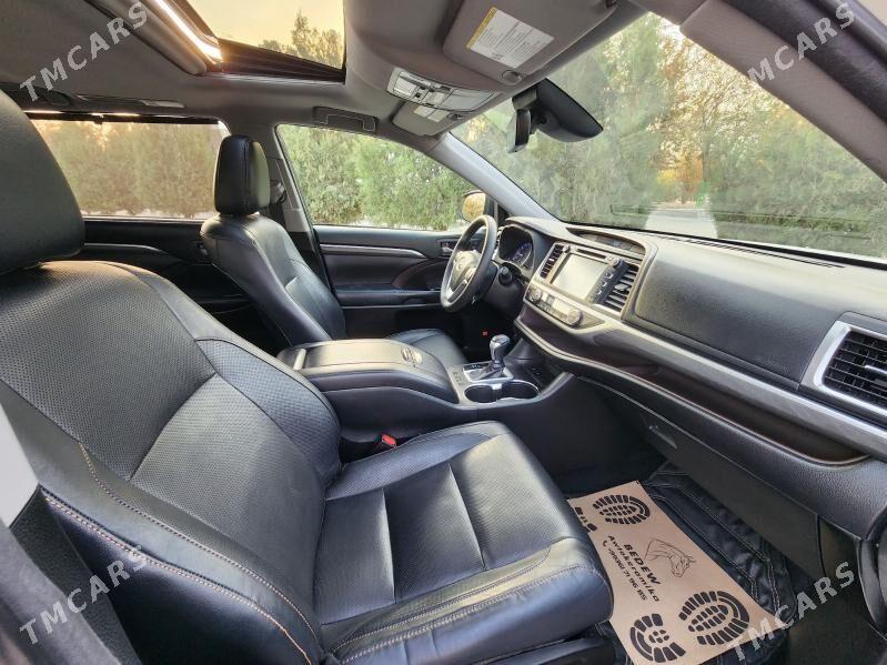 Toyota Highlander 2018 - 435 000 TMT - Ашхабад - img 8