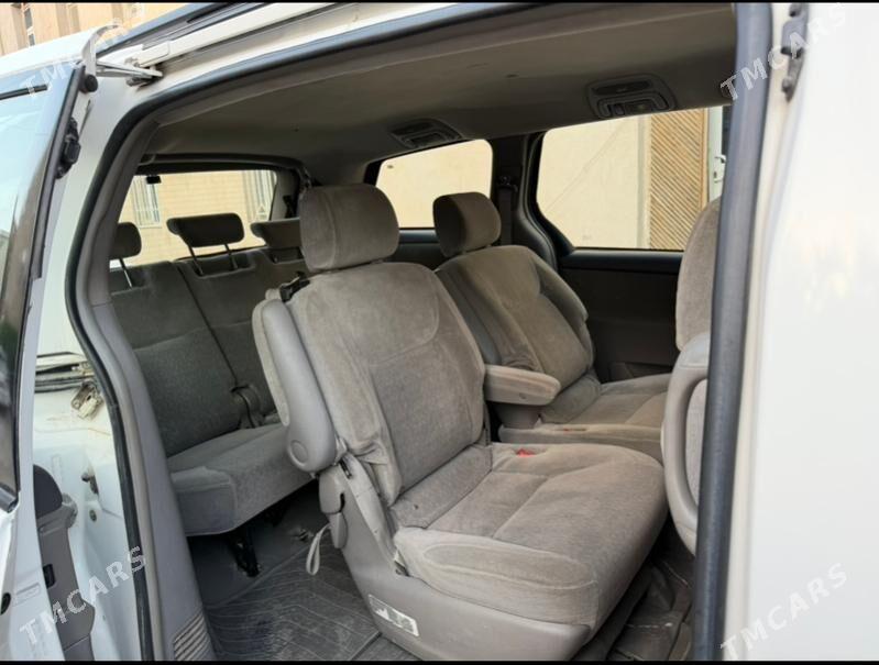 Toyota Sienna 2004 - 280 000 TMT - Мары - img 5