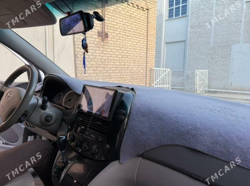 Toyota Sienna 2004 - 280 000 TMT - Мары - img 6