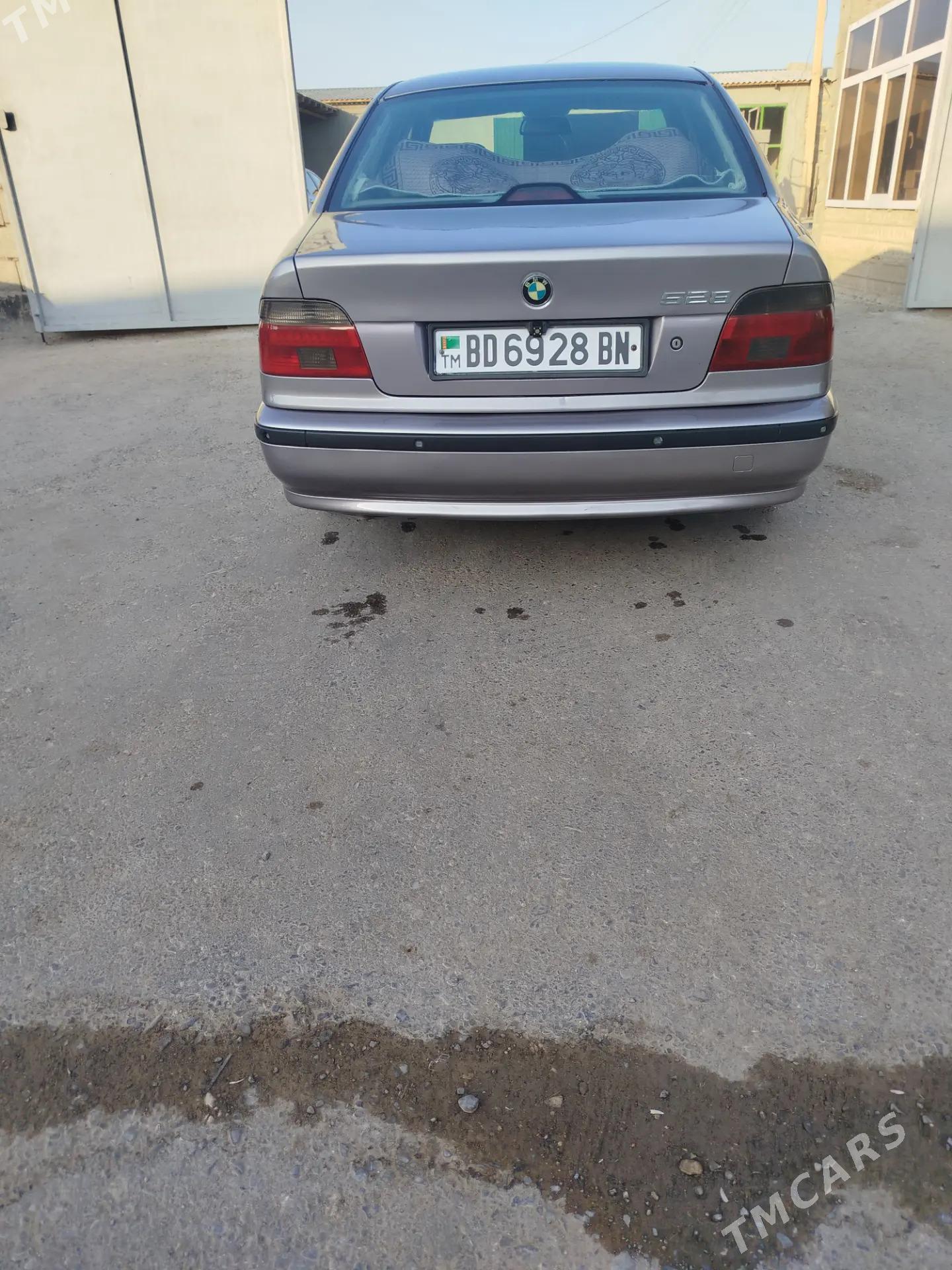 BMW E39 1996 - 85 000 TMT - Gyzylarbat - img 3