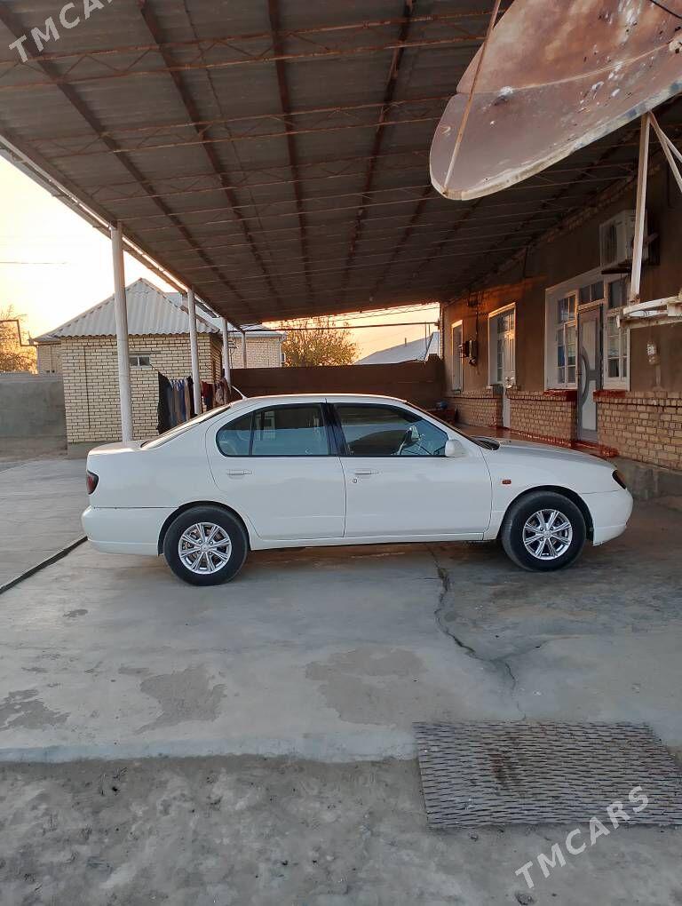 Nissan Primera 2001 - 50 000 TMT - Мары - img 4