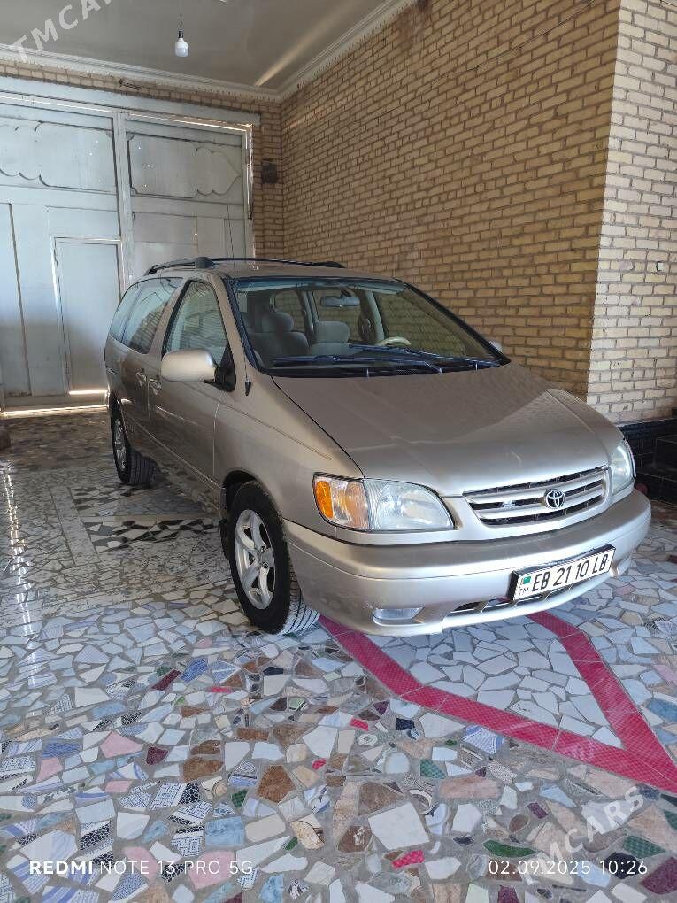 Toyota Sienna 2000 - 150 000 TMT - Türkmenabat - img 3