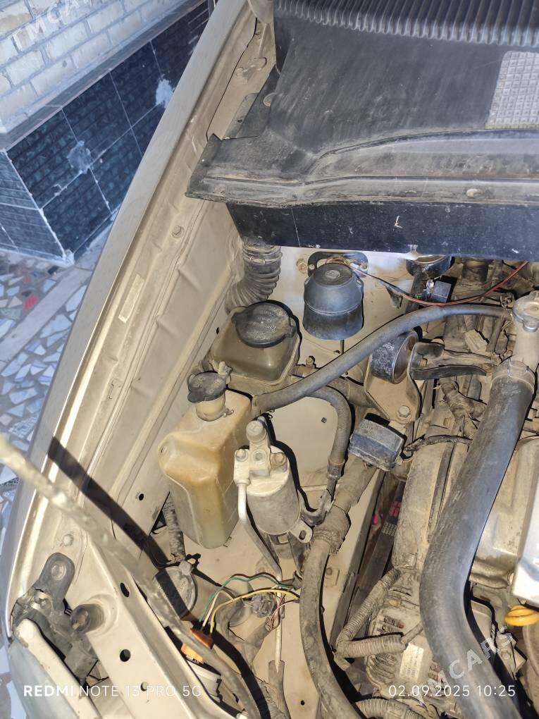 Toyota Sienna 2000 - 150 000 TMT - Türkmenabat - img 6