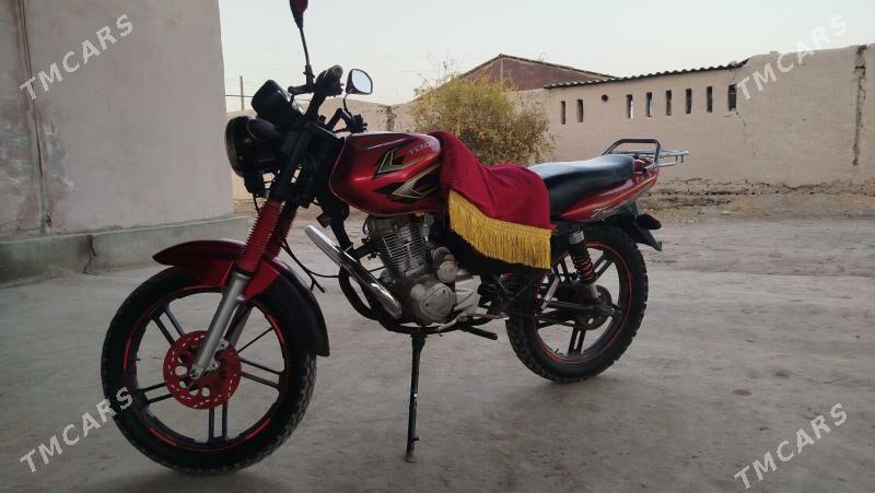 Jawa 300 2025 - 12 000 TMT - Saýat - img 2