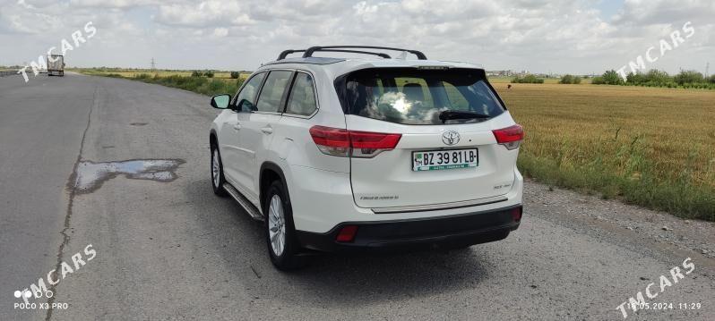 Toyota Highlander 2018 - 520 000 TMT - Dänew - img 2