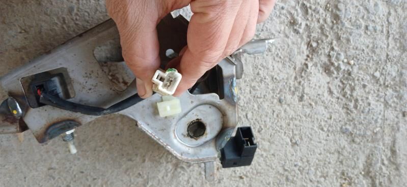 Hundai Elantra. 1 000 TMT - Büzmeýin - img 2