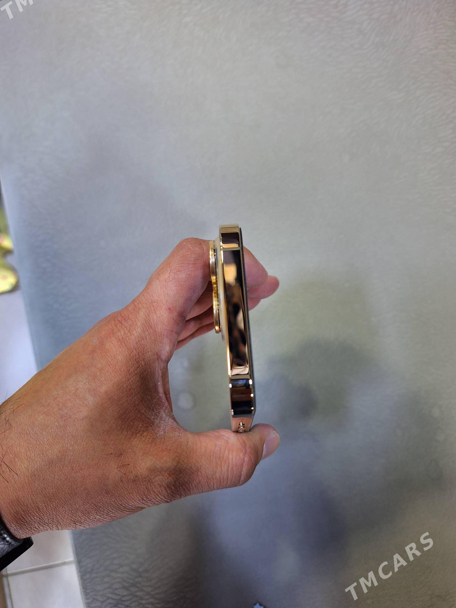 IPHONE 13 PRO GOLD - Gurtly - img 6