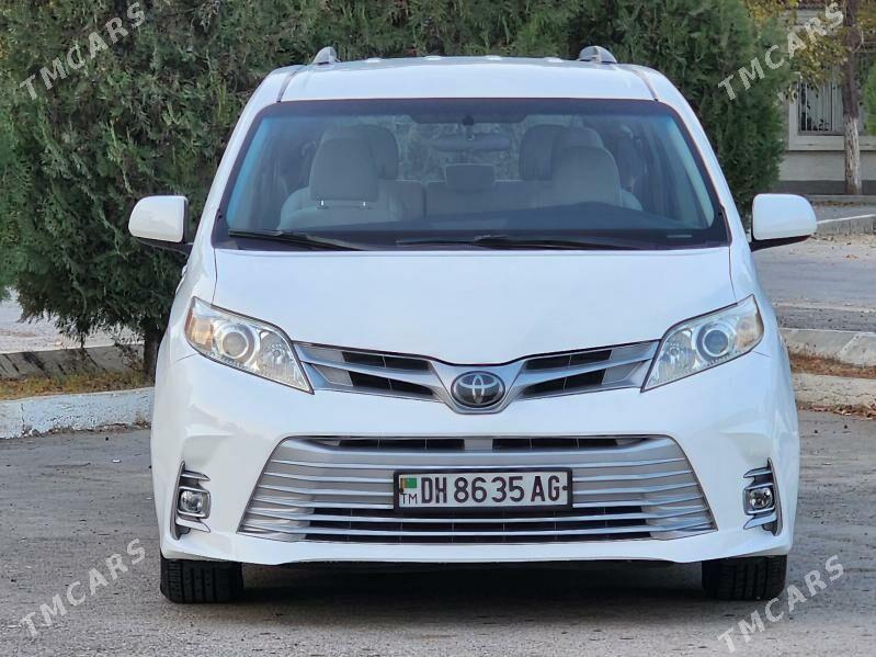Toyota Sienna 2018 - 345 000 TMT - Ашхабад - img 3