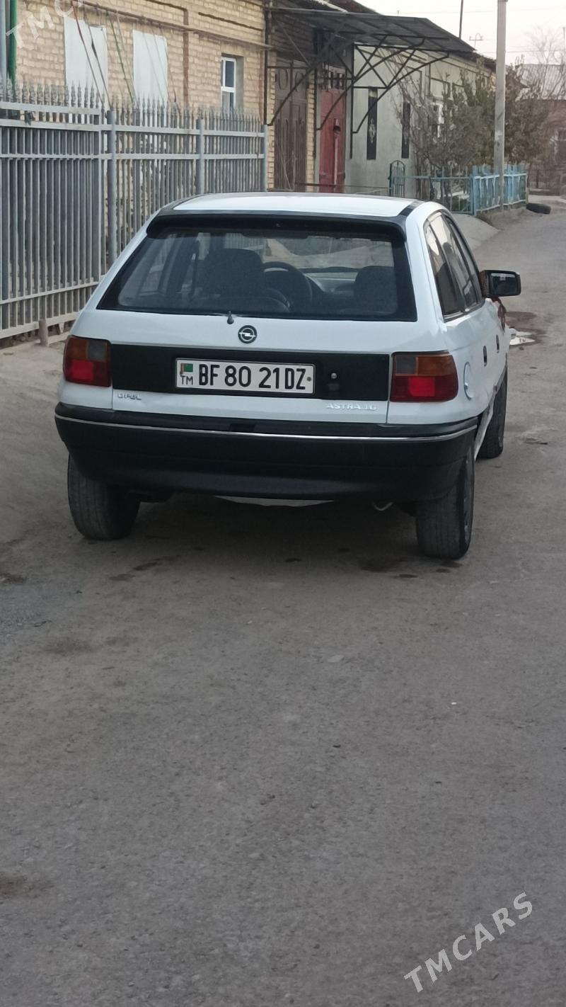 Opel Astra 1993 - 30 000 TMT - Daşoguz - img 3
