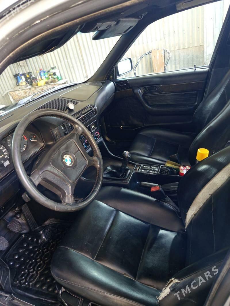 BMW 520 1990 - 65 000 TMT - Balkanabat - img 8