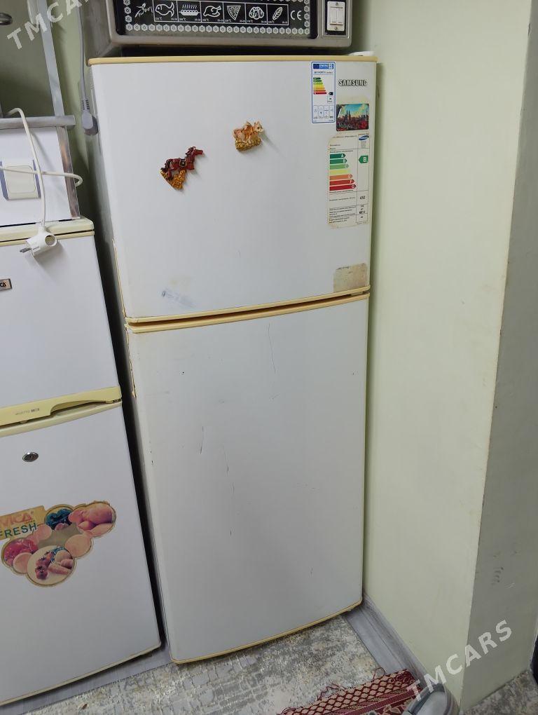 haladinik samsung - Балканабат - img 1