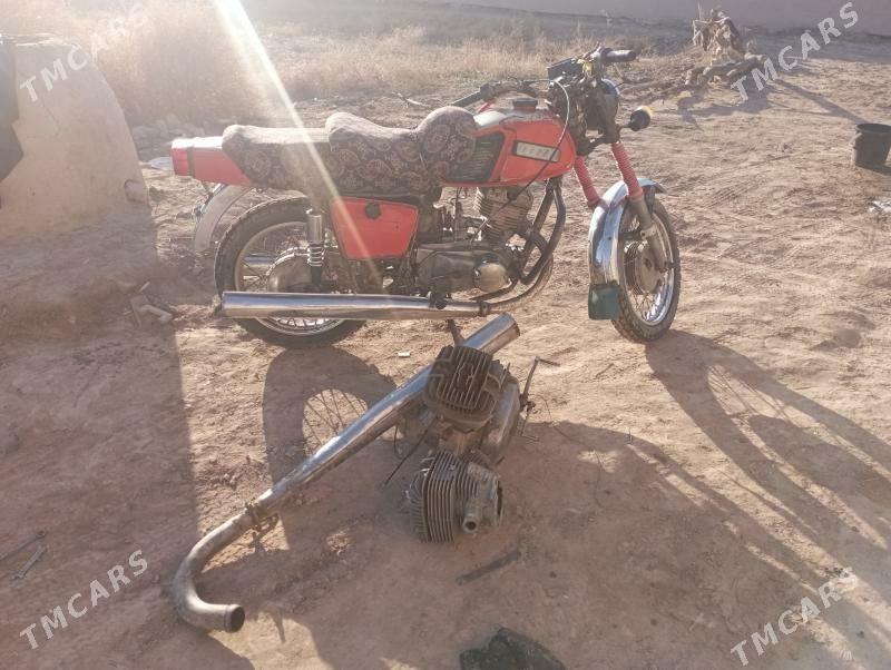 Iž Planeta 5 2011 - 10 000 TMT - Türkmenbaşy etr. - img 2