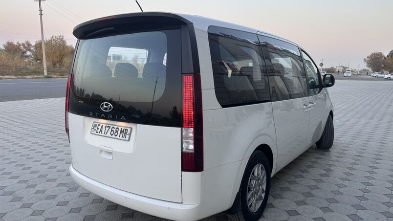 Hyundai Staria 2022 - 430 000 TMT - Ашхабад - img 8