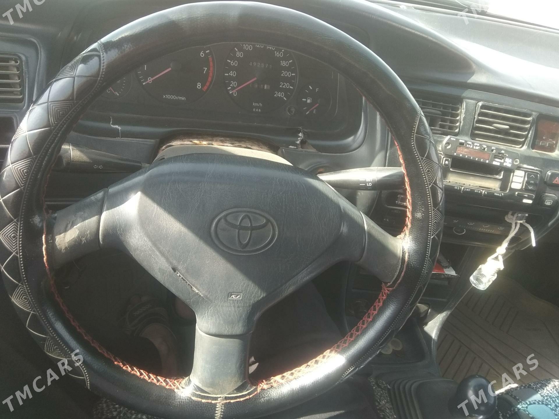 Toyota Corolla 1997 - 47 000 TMT - Serhetabat (Guşgy) - img 3