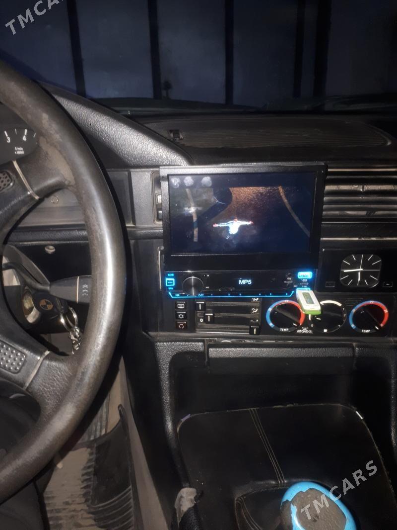 BMW 520 1989 - 34 000 TMT - Çärjew - img 4